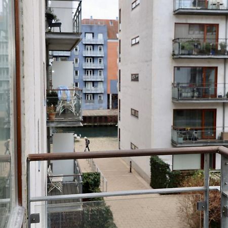 Scandi-Hygge 2 Bedroom Apartment In Charming Christianshavn كوبنهاجن المظهر الخارجي الصورة
