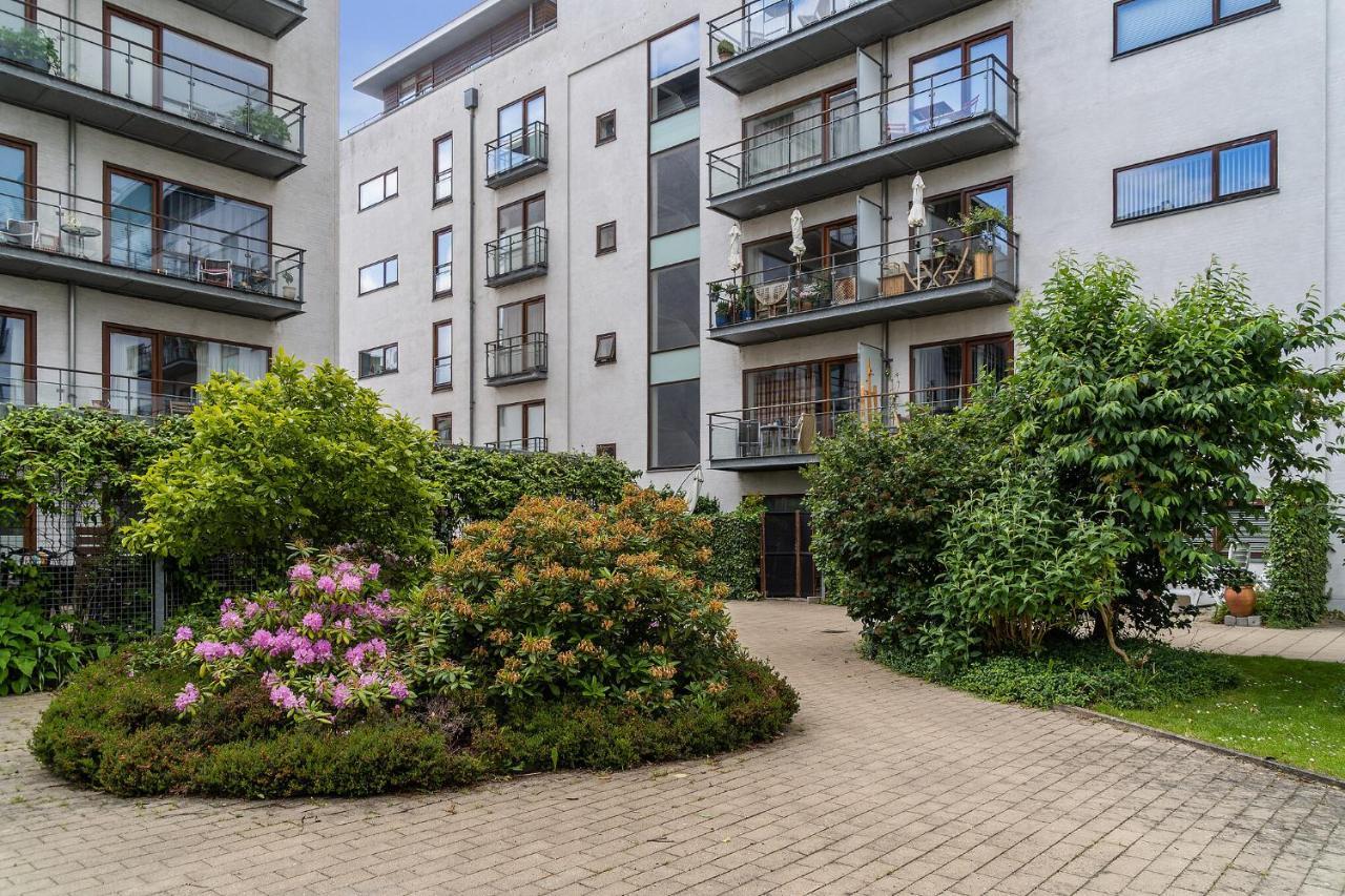 Scandi-Hygge 2 Bedroom Apartment In Charming Christianshavn كوبنهاجن المظهر الخارجي الصورة