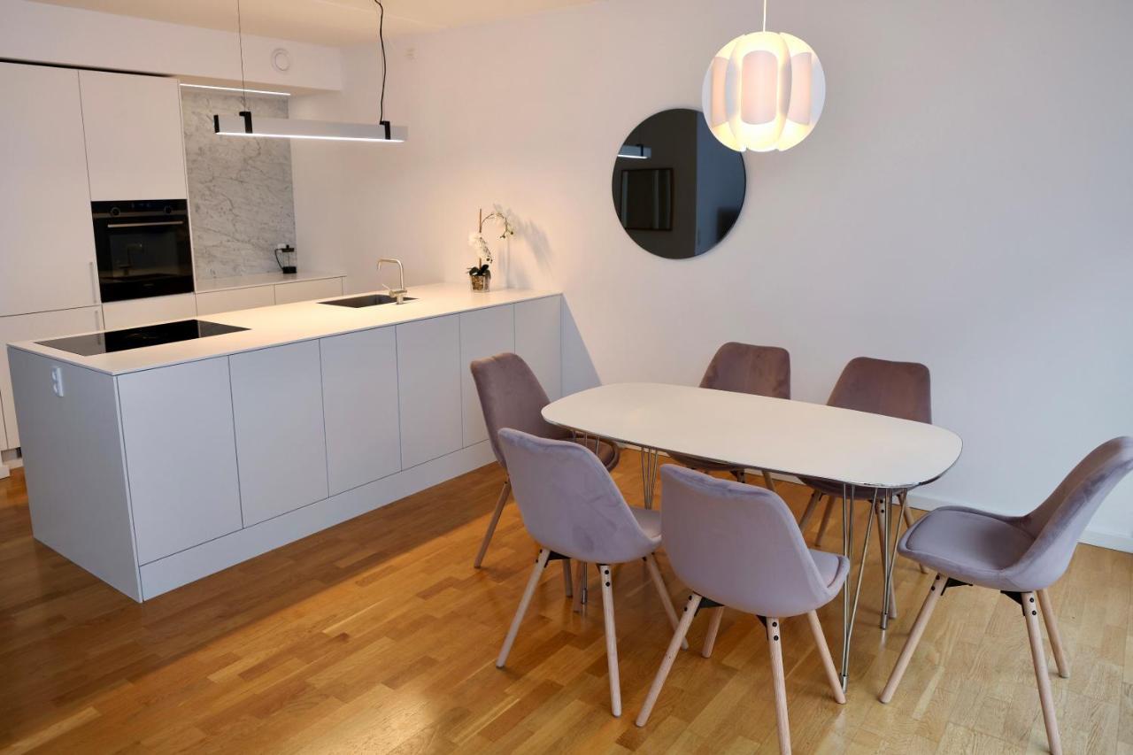 Scandi-Hygge 2 Bedroom Apartment In Charming Christianshavn كوبنهاجن المظهر الخارجي الصورة