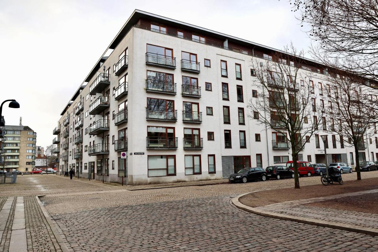 Scandi-Hygge 2 Bedroom Apartment In Charming Christianshavn كوبنهاجن المظهر الخارجي الصورة
